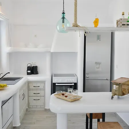 Erato Naxian Album With Private Pool In Naxos فيلة *