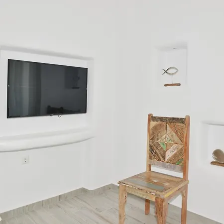 Erato Naxian Album With Private Pool In Naxos فيلة Glinado Naxos